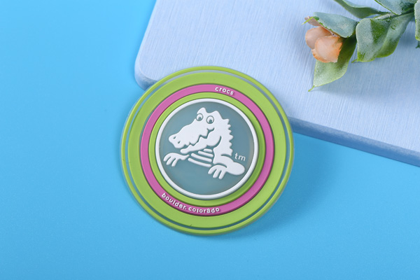 硅胶滴胶商标软胶章